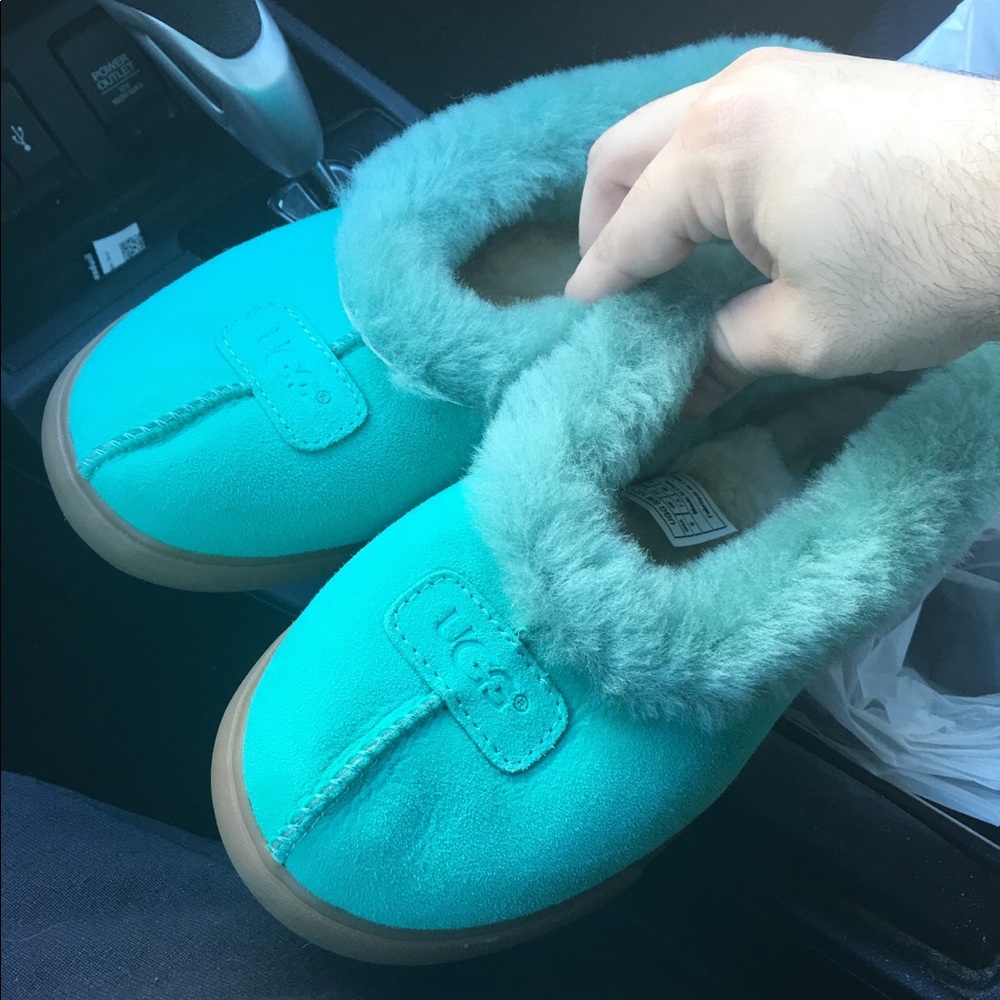 UGG Rylan Slippers